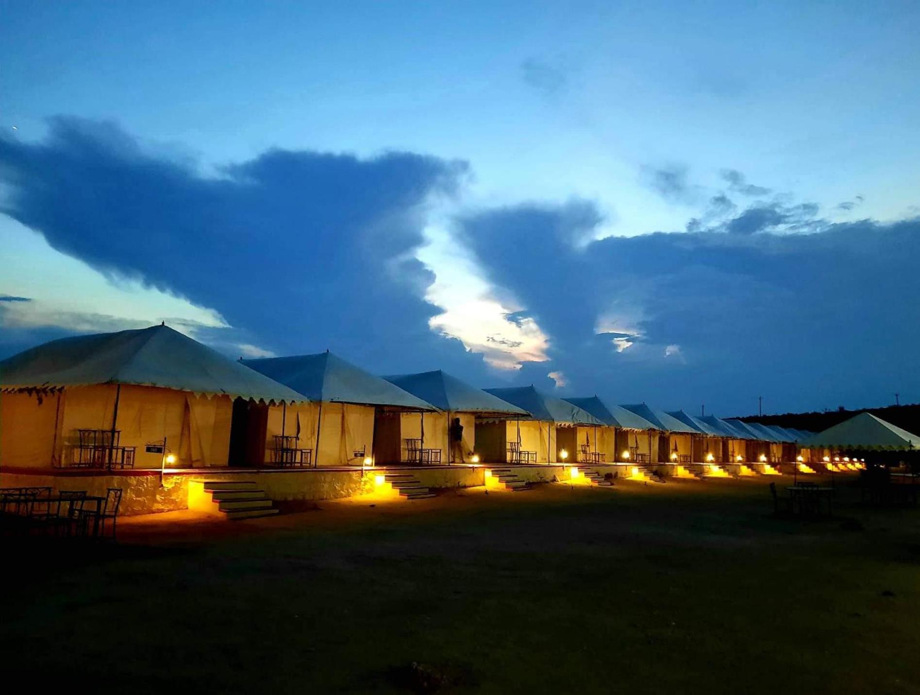 Luxury tent Desert Safari Camp 3*